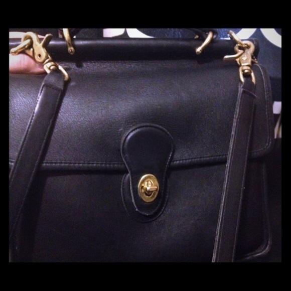 Coach Handbags - Coach Willis crossbody black leather ♠️